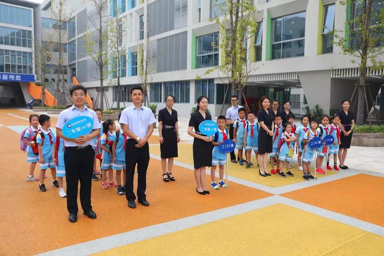 新闻丨杭州市崇文教育集团世纪城校区迎来首个开学日